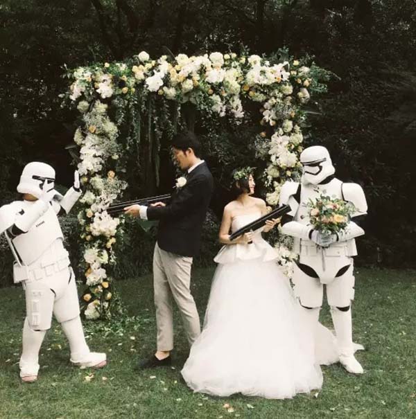 Real Wedding Party Star War Themed Wedding Happyinvitation Com